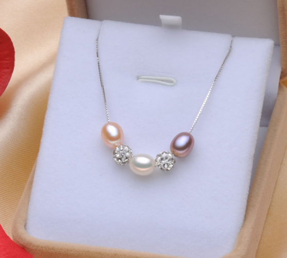 Zhuji Natural Freshwater Pearl Necklace with Pendant