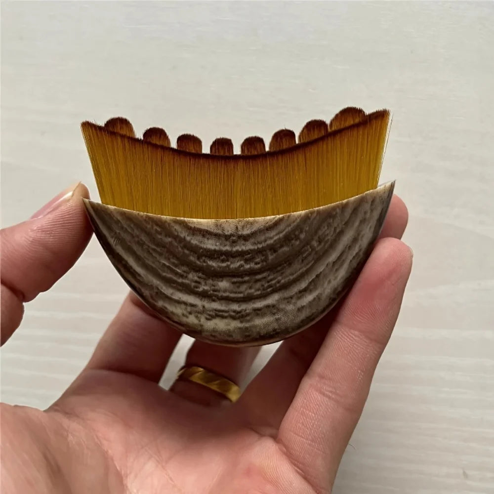 Contour Face Brush
