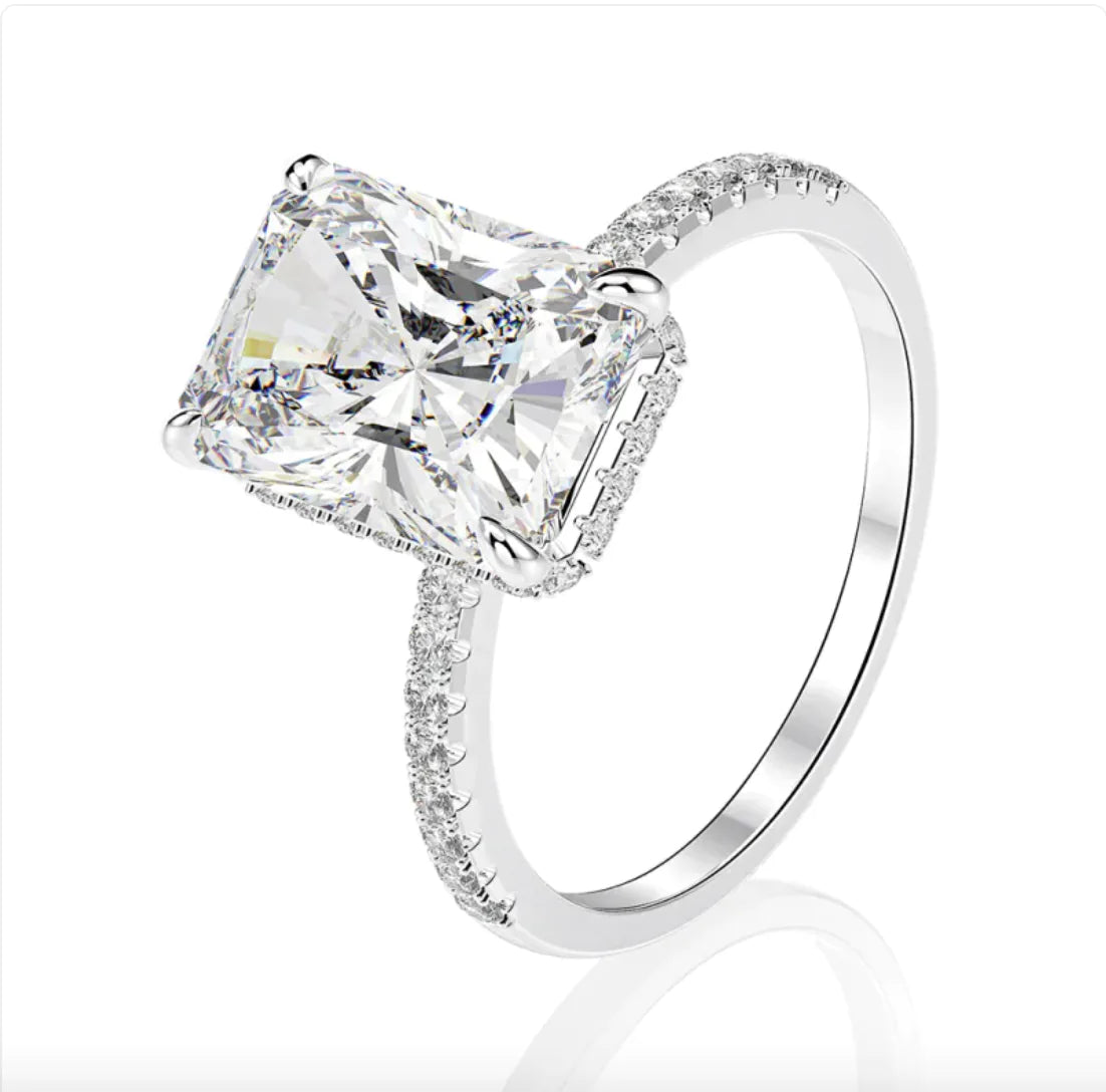 Emerald-Cut Rectangular Flower Ring