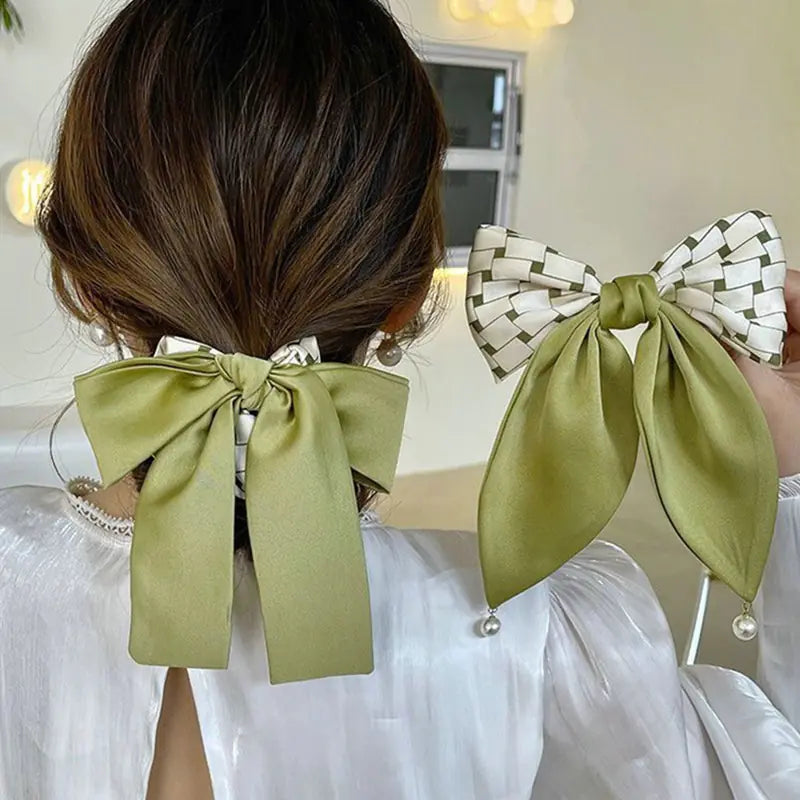 Spring Matcha Bow Hairpin with Pearl Scrunchie