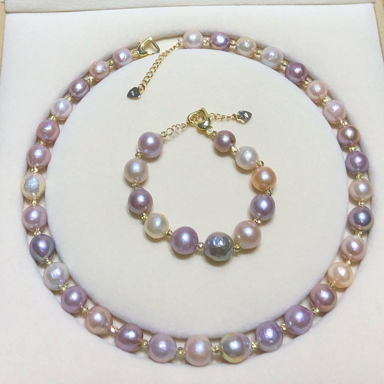 Natural Freshwater Pearl Necklace and Bracelet Set